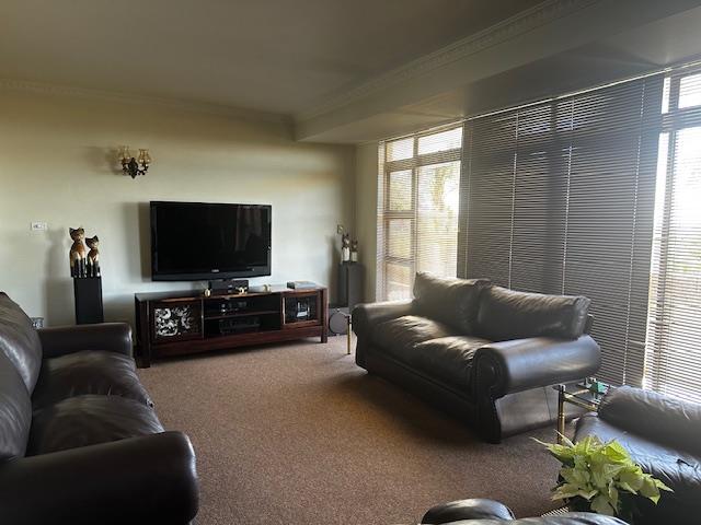 6 Bedroom Property for Sale in Hillsboro Free State